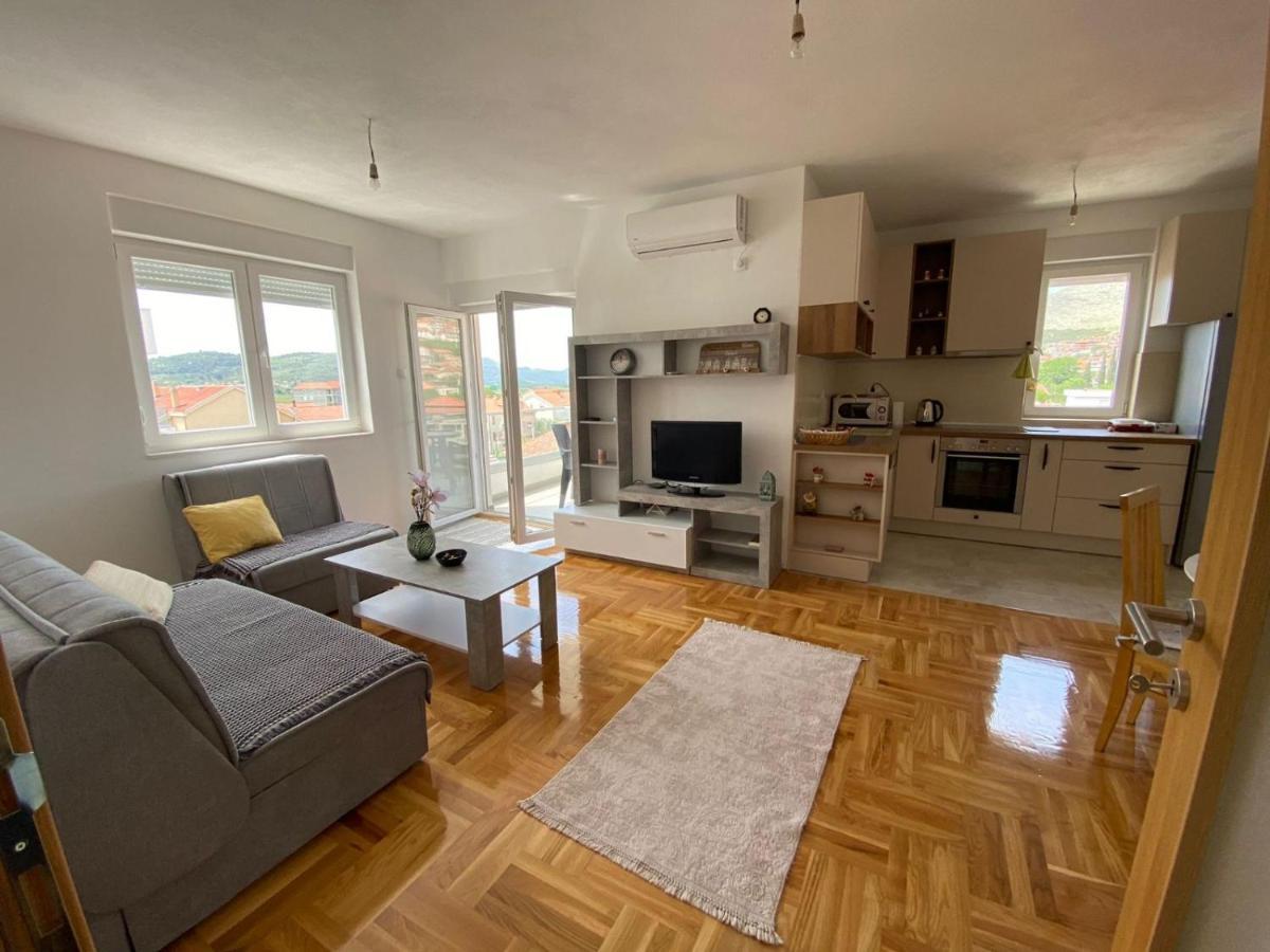 טרביניה Apartman Sunny Day מראה חיצוני תמונה