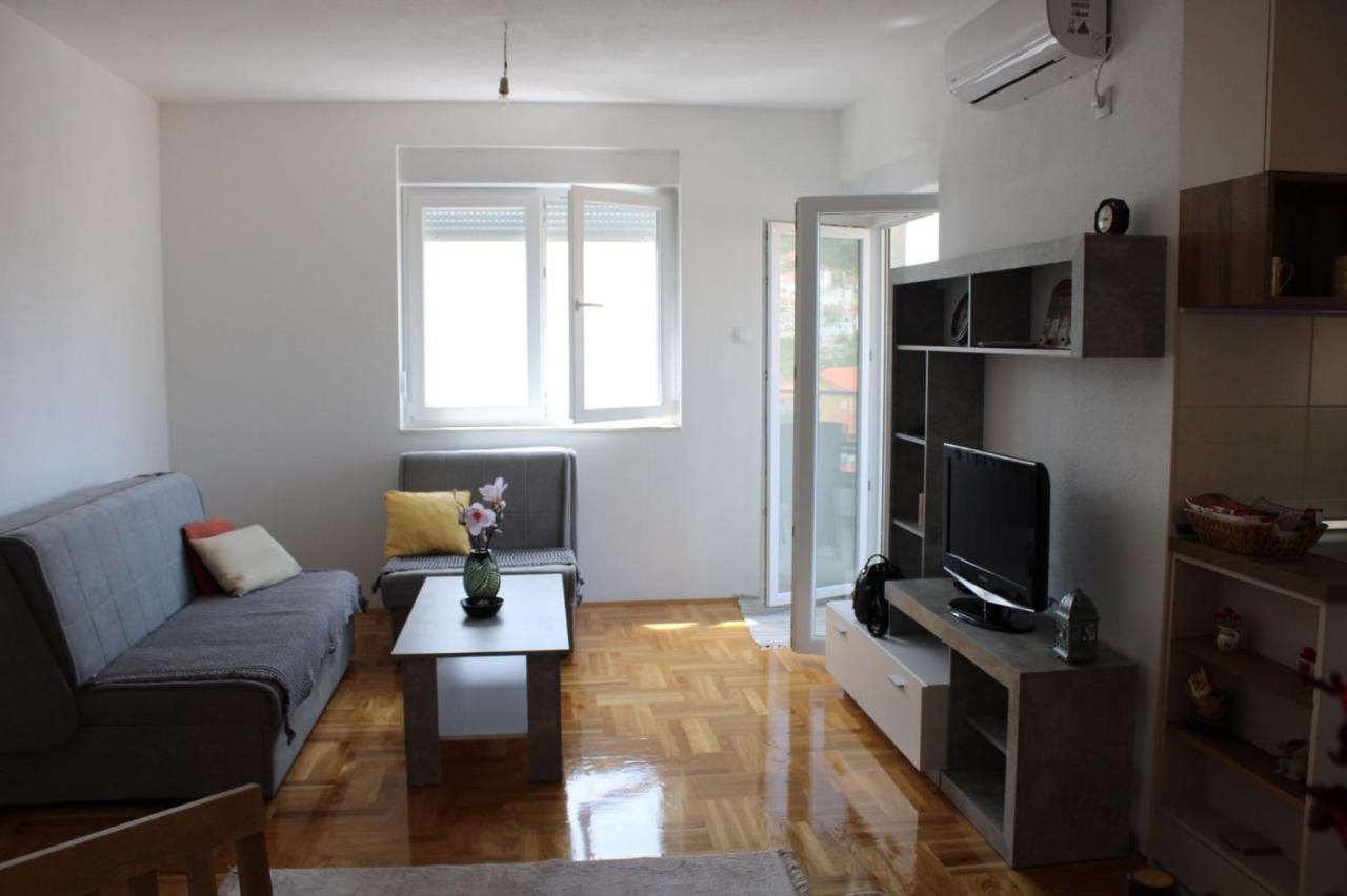 טרביניה Apartman Sunny Day מראה חיצוני תמונה