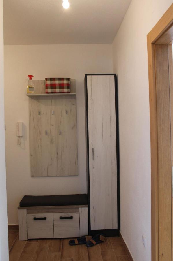 טרביניה Apartman Sunny Day מראה חיצוני תמונה